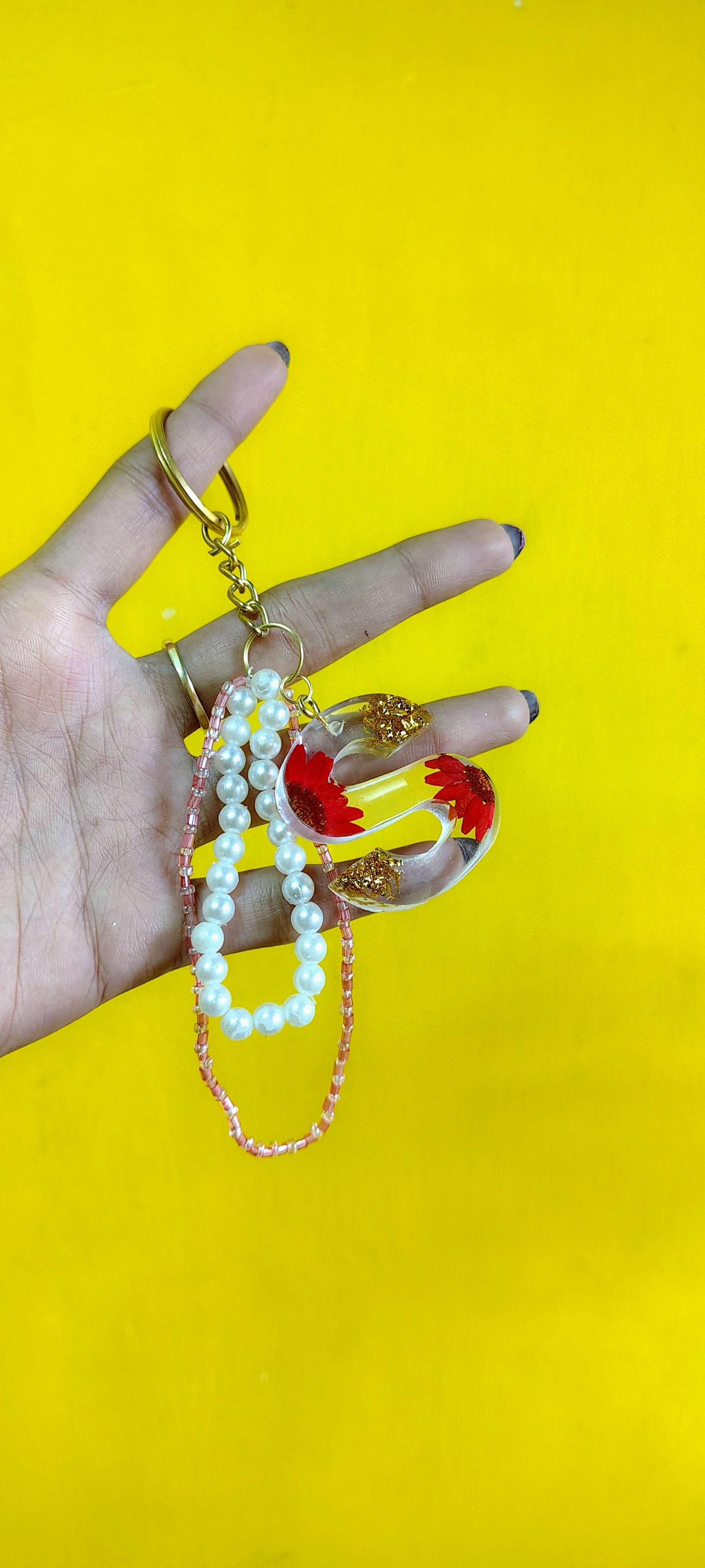 Alphabet keychain with charms - Image 1